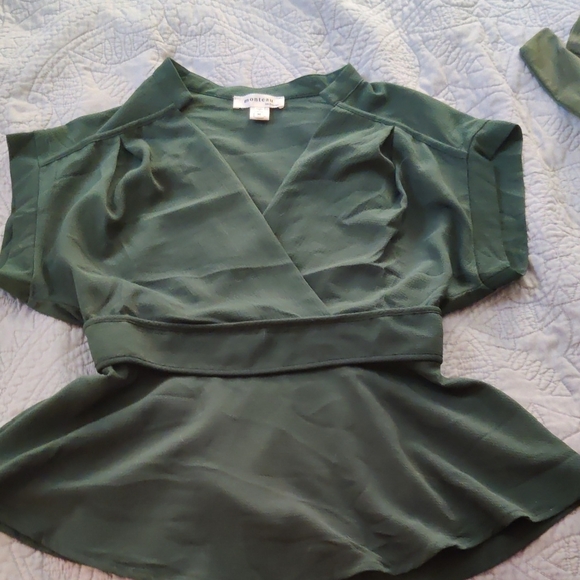Express Forest Green Wrap Blouse - Picture 1 of 3